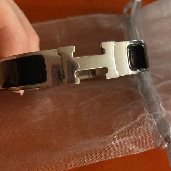 Hermes Jewelry - HERMES ‘Clic H’ bracelet.